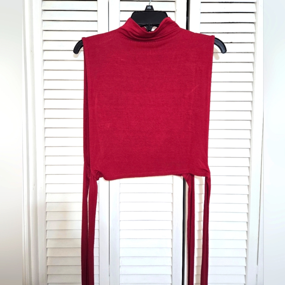 Fashion Nova Women's S Red Mock Neck Top